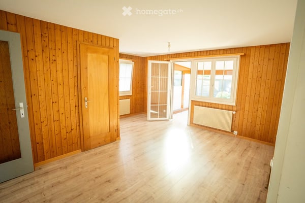 Charmante 5½-Zimmer-Wohnung im Chalet mit Wintergarten und grossem Privatgarten 7
