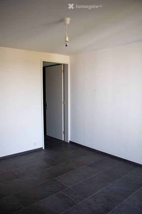 Befristetes WG-Zimmer 15m² mit eigenem Bad, Zürich Affoltern 3