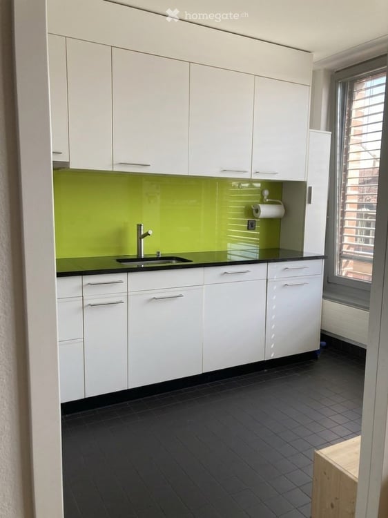 Zur Untermiete: stilvolle 4.5-Zimmer-Wohnung im Wettsteinquartier 2