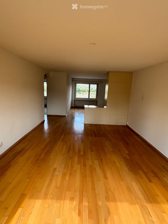 Schöne 3½-Zimmerwohnung mit Balkon in gepflegtem Zustand 3