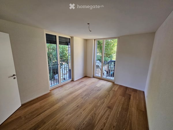 Erstbezug - hochwertige, moderne 3.5 Zimmerwohnung mit Balkon 5