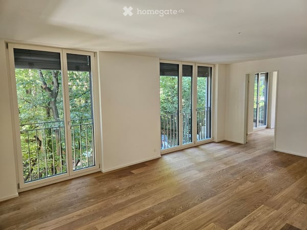 Erstbezug - hochwertige, moderne 3.5 Zimmerwohnung mit Balkon 4