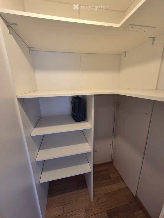 Appartement de 2 pièces au 3ème étage dans un cadre verdoyant à Cologny 11