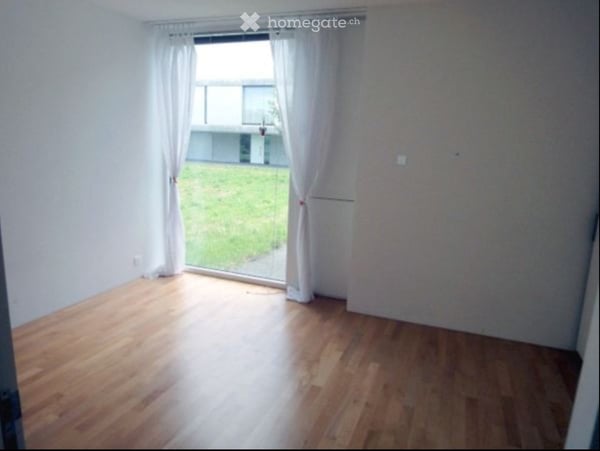 4 1/2-Zimmer-Maisonettewohnung à 120 m2 mit Balkon und Gartensitzplatz inkl. Einstellplatz 12