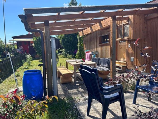 Ferienchalet / Mobilheim in Ricken – Ganzjahresplatz mit Pool 2