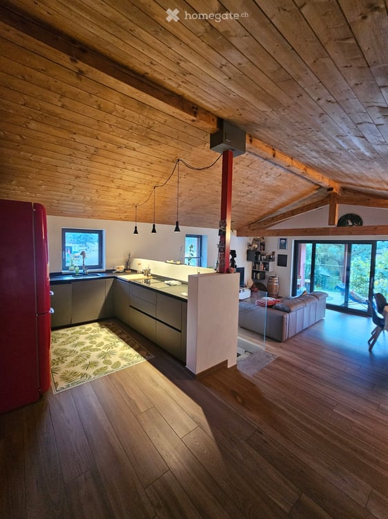 ELEGANTE ATTICO MANSARDATO CON SPLENDIDA VISTA LAGO E TERRAZZA PANORAMICA 6