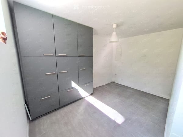3.5-Zimmer-Wohnung mit Garten & zusätzlichem Raum in Malix 4