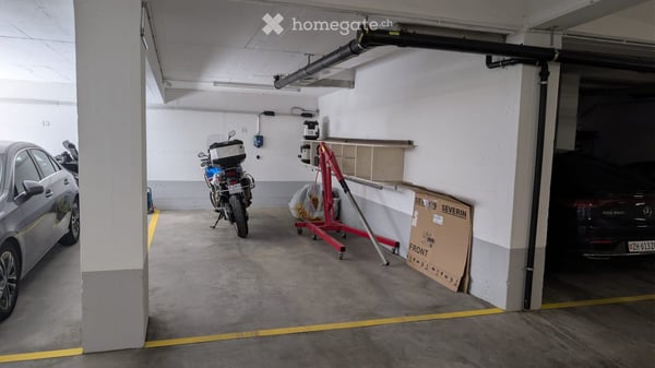 Underground parking in Zürich 3