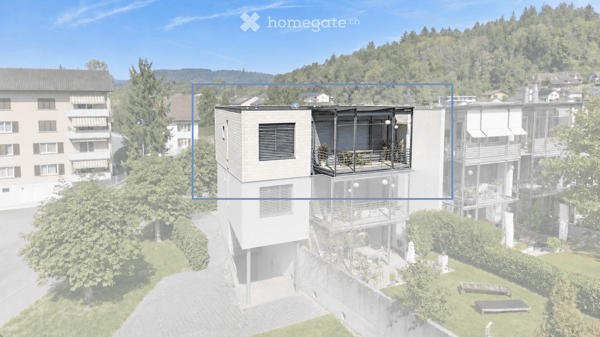 Frisch renovierte 3 ½-Zimmerwohnung mit sonnigem Balkon 1