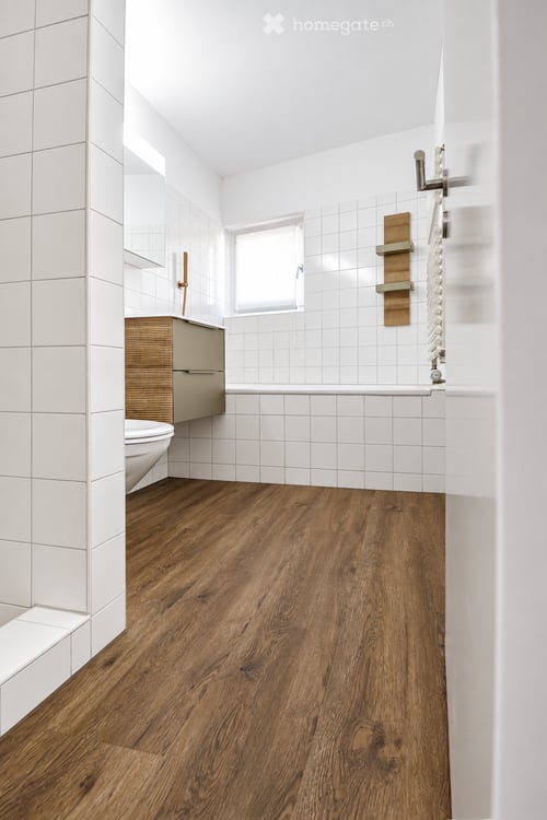 Frisch renovierte 3 ½-Zimmerwohnung mit sonnigem Balkon 6