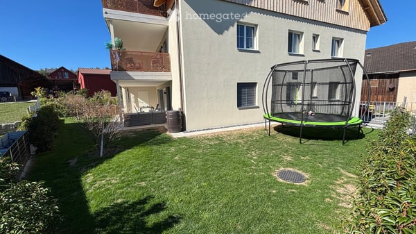 Moderne 4.5-Zimmer-Wohnung 130 m² mit grossem Garten