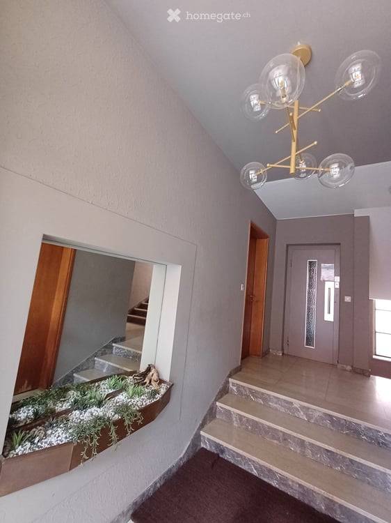 Luminoso appartamento di 3.5 locali con balcone a Lugano – Disponibile subito 10