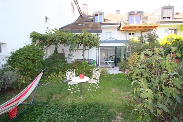 Magnifique Duplex meublé avec jardin à Trélex 2