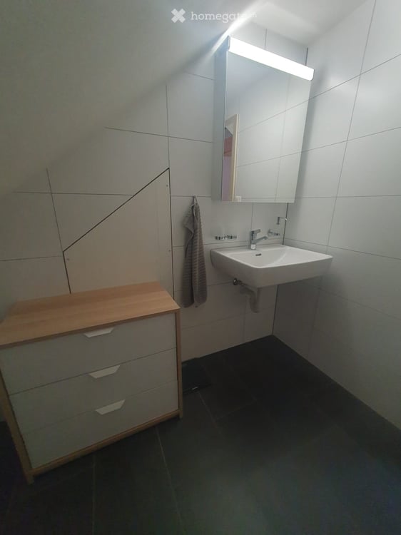 Schöne Wohnung im Herzen von Brunnadern 5