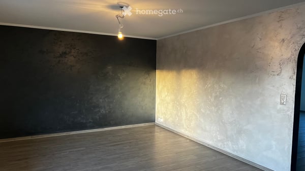 Renovierte 3.5-Zimmer-Wohnung mit 12 m² Abendsonnen-Balkon – Kindergarten & Schule vis-à-vis 3