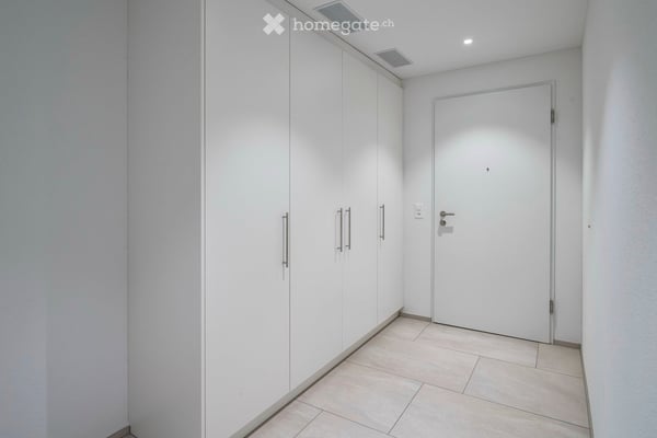 Neuwertige grosszügige 2½-Zimmer-Wohnung per 01.12.2026 oder nach Vereinbarung 8