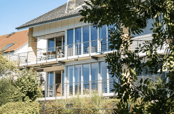 3.5 Zimmerwohnung und Sitzplatz 1