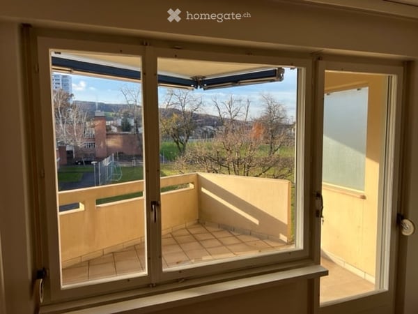 Helle 4 1/2 Zimmer-Wohnung an ruhiger Lage in Zürich Albisrieden 4