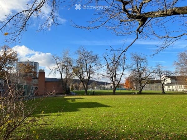 Helle 4 1/2 Zimmer-Wohnung an ruhiger Lage in Zürich Albisrieden 12