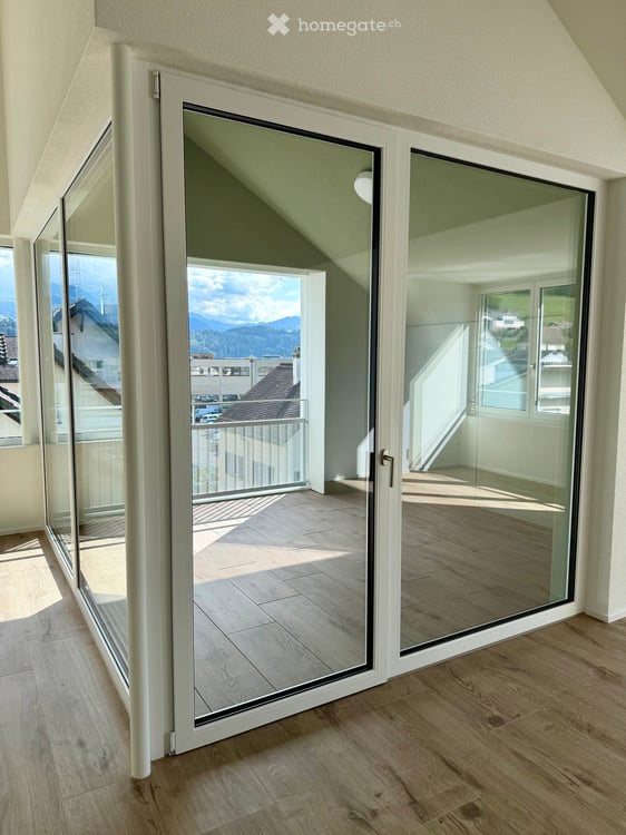 Erstvermietung 4.5 Zimmer-Attika/Dachwohnung mit Galerie und gedeckter Loggia 6