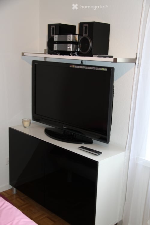 Schöne zentral gelegene möblierte 1 1/2 Zimmerwohnung 2