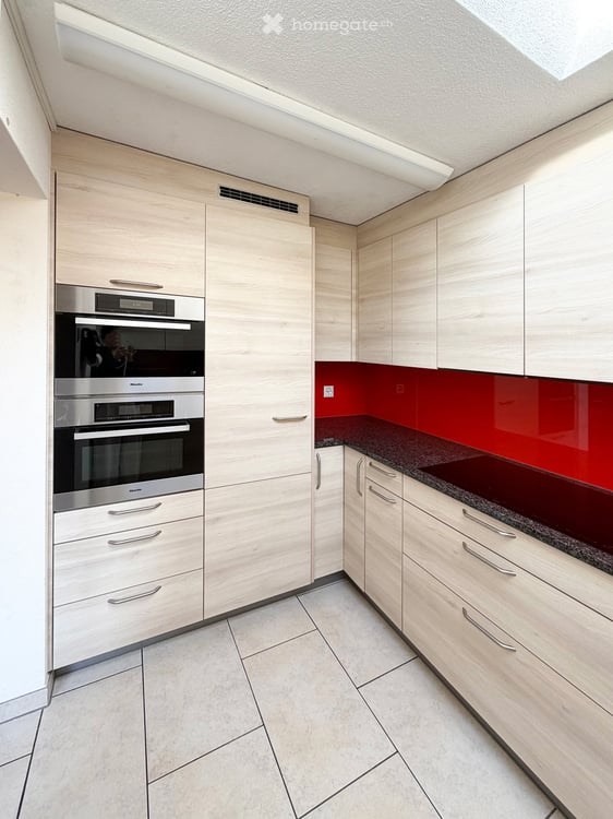 Maisonette-Dachwohnung mit Galerie und zwei Balkonen 3
