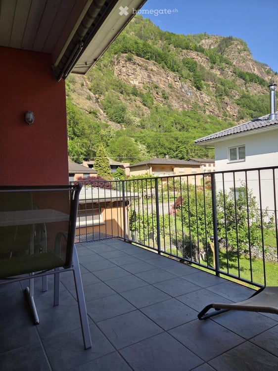 Moderne 3.5-Zimmer-Wohnung mit Weitsicht in Dongio / Appartamento 3,5 locali luminoso 14