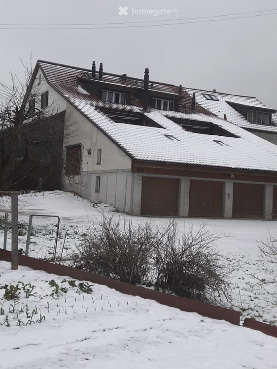 Schöne ruhige Dachwohnung in Bözberg 2