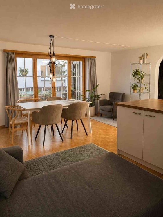 Nachmieter:in gesucht - 2.5-Zimmer Wohnung in Jenins 1