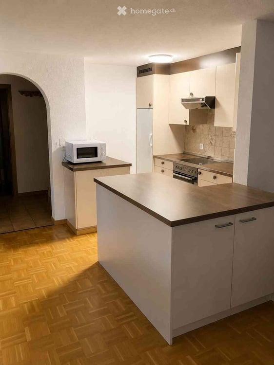 Nachmieter:in gesucht - 2.5-Zimmer Wohnung in Jenins 2