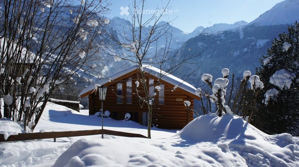 Stunning 7.5-Room Alpine Chalet with Panoramic Mountain Views in Wengen 7