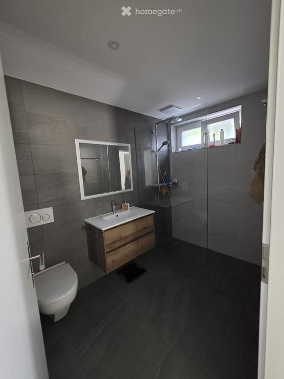Moderne und helle 3.5-Zimmer-Wohnung in 3862 Innertkirchen, ab 1. Dezember 2026 4