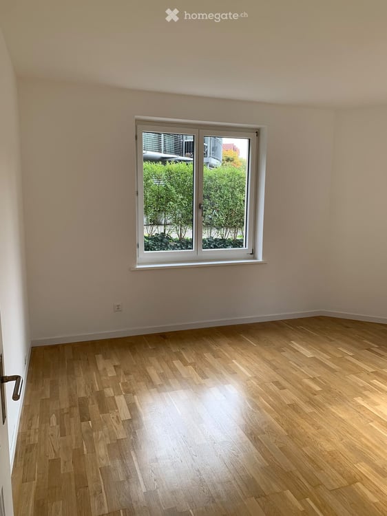Bright and newly renovated 2.5-room apartment | Zurich Klusplatz (District 7) 4