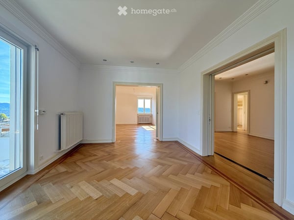 5-Zimmer-Bijou am Zürichberg mit Einzelgarage, 2 Balkonen und wunderbarer Sicht über die Stadt 12