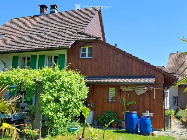 Einfamilienhaus (Liebhaberobjekt) an ruhiger Lage, Grundstück 710m2 2