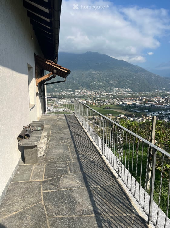 Affitasi 4.5 Camorino vista mozzafiato 6