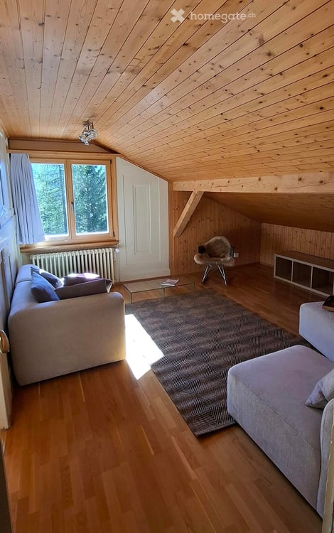 Helle, gemütliche Dachwohnung in Valbella 9