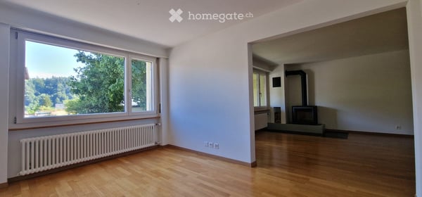Renovierte 4-Zimmer-Wohnung mit Kamin in Bremgarten bei Bern 4