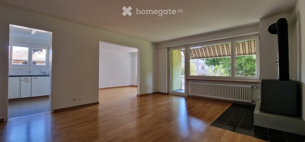 Renovierte 4-Zimmer-Wohnung mit Kamin in Bremgarten bei Bern
