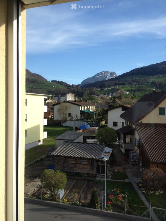 Schöne 3,5 Zimmer-Wohnung in Siebnen/Wangen SZ 11