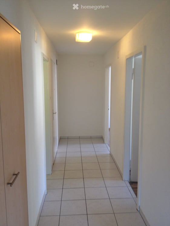 Schöne 3,5 Zimmer-Wohnung in Siebnen/Wangen SZ 10