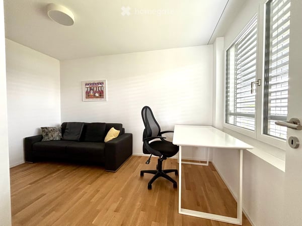 4.5-Zimmer-Wohnung mit Aussicht, an schöner Lage über dem Zürichsee 9