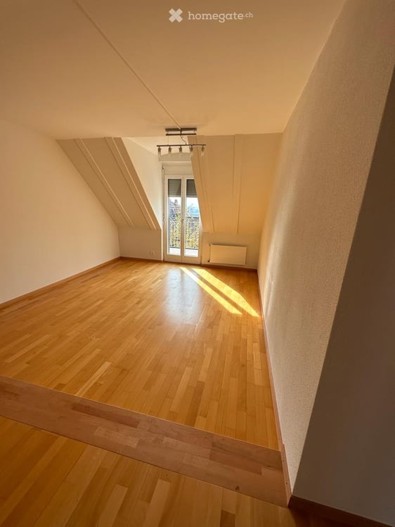 Exklusive 3.5-Zimmer-Dachwohnung an der Sonneggstrasse 3