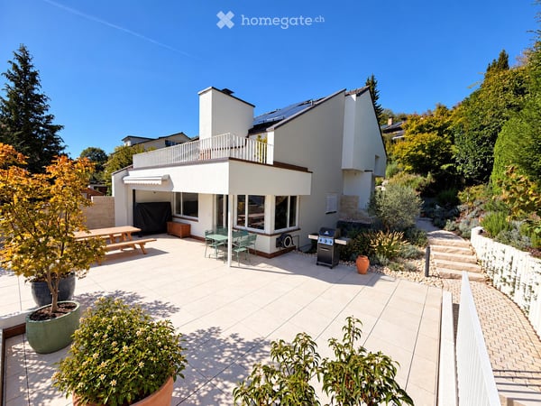 Mediterraner Charme am Lindberg – erneuertes 5½-Zimmer-Doppeleinfamilienhaus 4