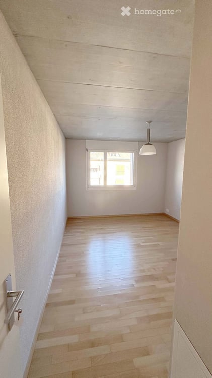 Grosszügige und helle 4.5-Zimmer-Wohnung im Minergie-Standard im Zentrum von Lachen zu vermieten 8