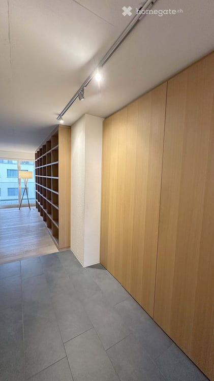 Grosszügige und helle 4.5-Zimmer-Wohnung im Minergie-Standard im Zentrum von Lachen zu vermieten 12