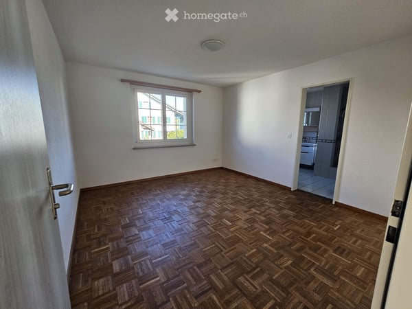 Grosszügige 4.5-Zimmer-Duplex-/Maisonette-Wohnung mit Balkon in Fehraltorf 5