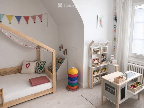 Charmantes 6-Zimmer-Reihenhaus mit Terrasse, Garten und Parkplatz in Zürich Kreis 8 8