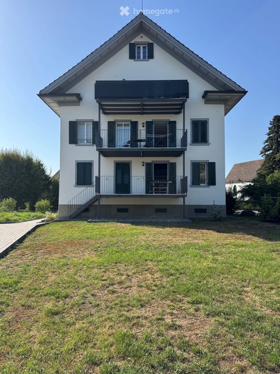 Charmante 3.5-Zimmerwohnung in denkmalgeschütztem Bauernhaus 1