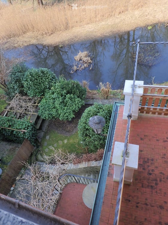 6 Zimmer Haus einseitig angebaut 8